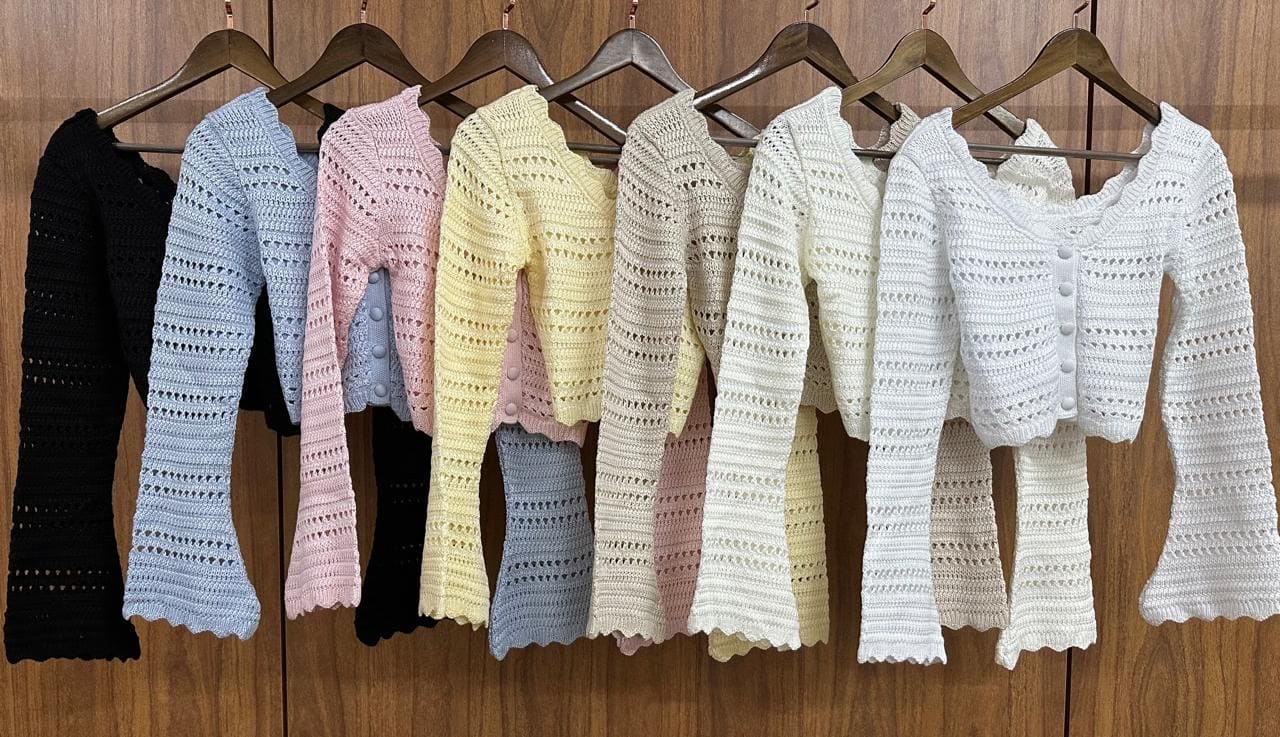 Cropped Tricot com Botões e Manga Fluida   Estilo e Leveza