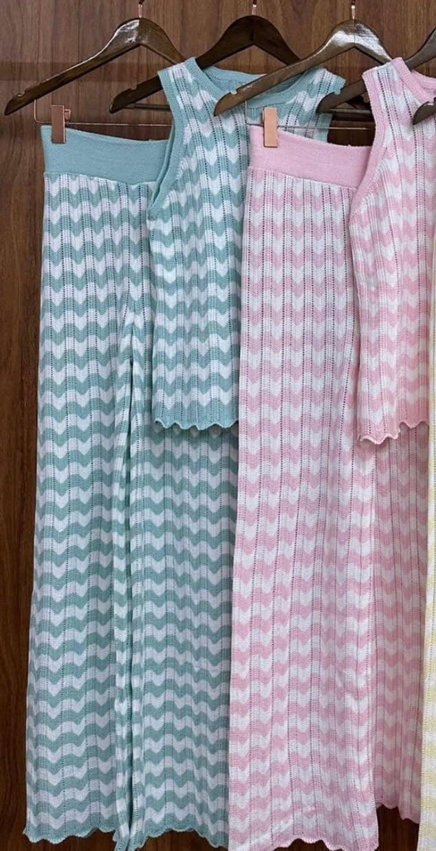 Conjunto Tricot Calça e Blusa Regata